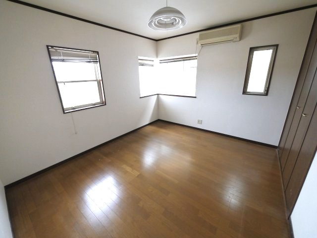 東金市上谷　中古戸建の洋室|内装リフォーム平成29年11月 オール電化  ４SLDK　駐車2台  閑静な分譲地内