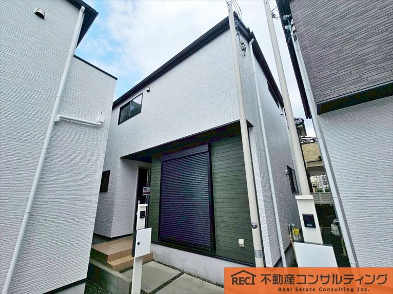 西宮市浜甲子園1丁目　新築戸建　3号棟の外観|広々18帖のLDK！