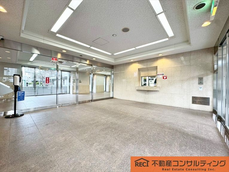 阪急西宮マンションの玄関