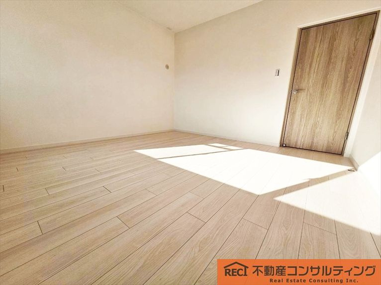 メゾン越木岩A棟の洋室