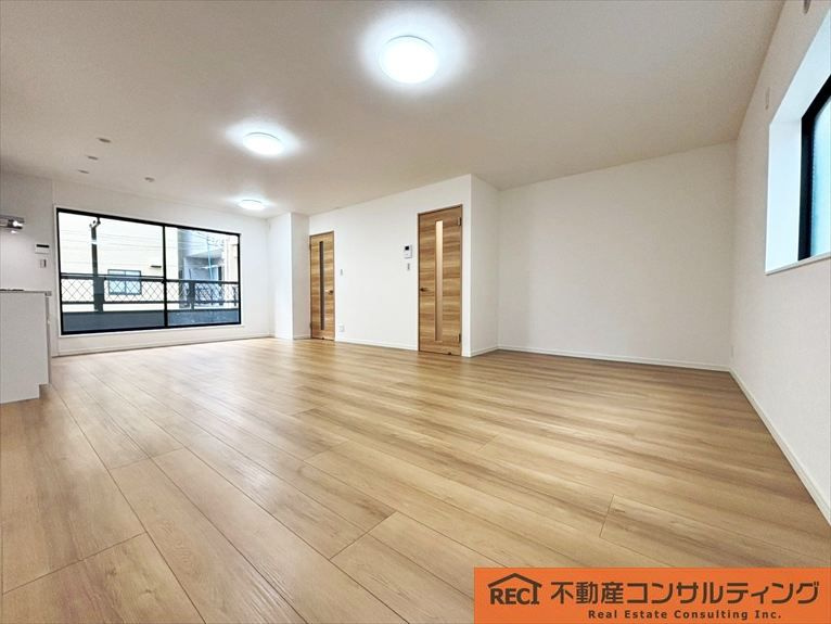 西宮市今津野田町　中古戸建の内装