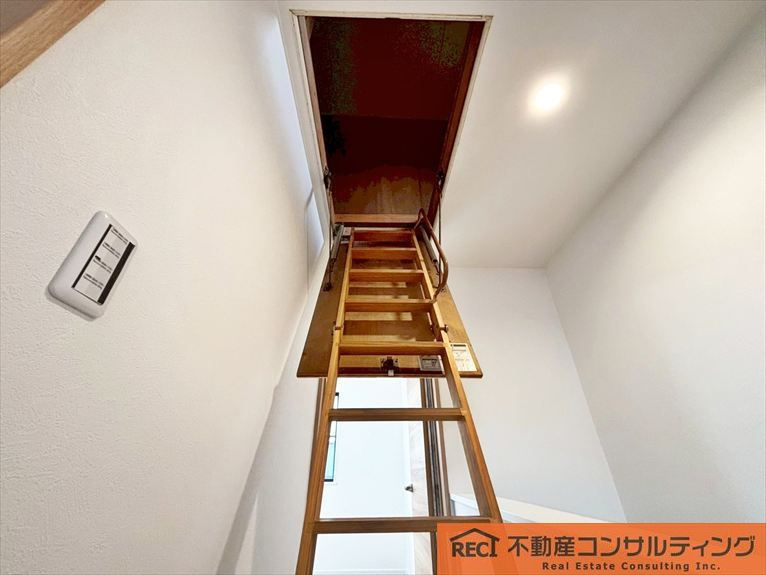 西宮市今津野田町　中古戸建の内装