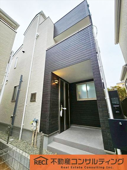 西宮市大社町　新築戸建　B号棟の外観|神原小学校・上ヶ原中学校