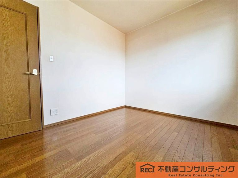 神戸市灘区畑原通1丁目　中古戸建の子供部屋