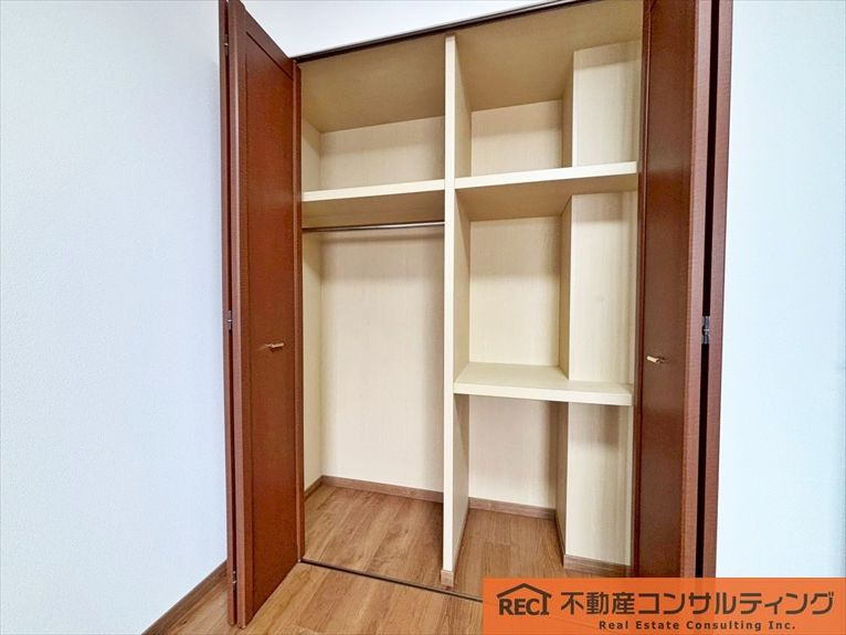 モンセーヌ住吉川公園1番館の収納