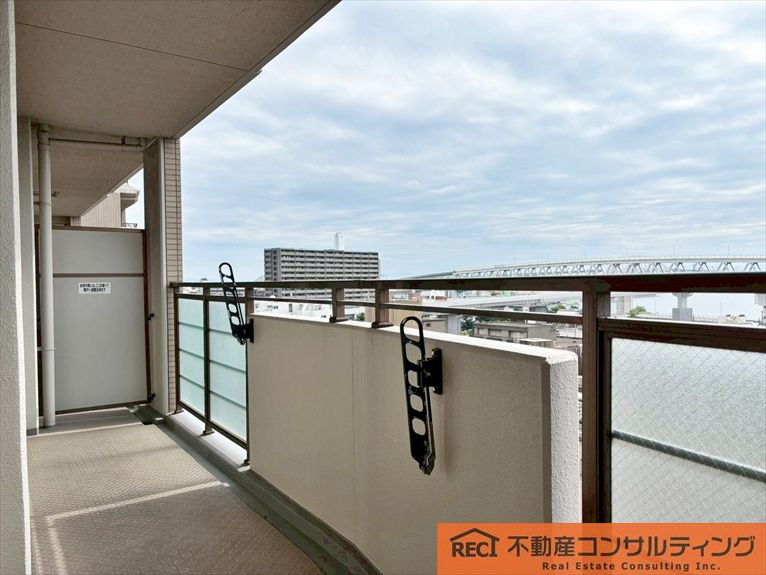 モンセーヌ住吉川公園1番館のバルコニー