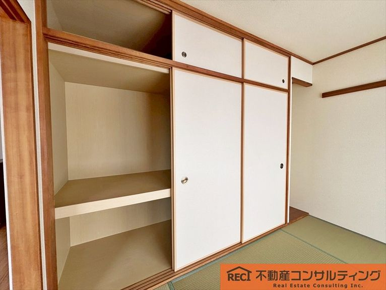 モンセーヌ住吉川公園1番館の和室