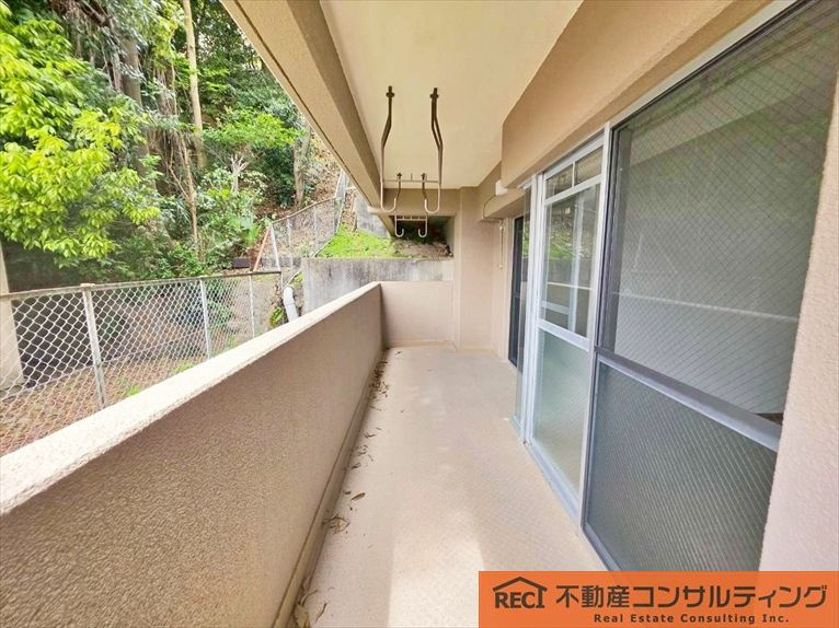 イスズハイツベル夙川公園の外観