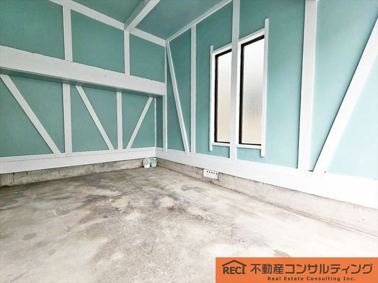 神戸市東灘区森北町4丁目　中古戸建の駐車場