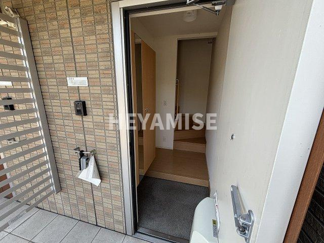 エルパルテ白岩の玄関