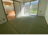 霞ヶ丘関西マンションの和室