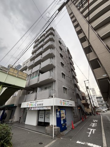菅栄町プレザーントの外観