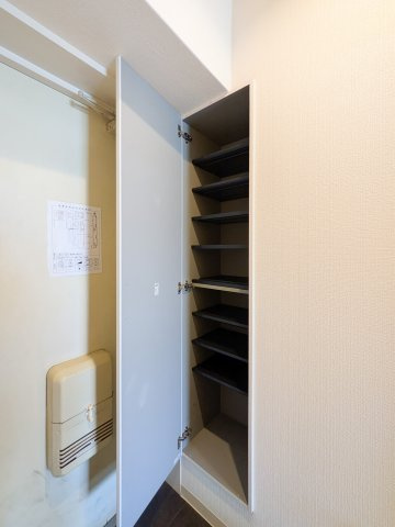 菅栄町プレザーントの収納