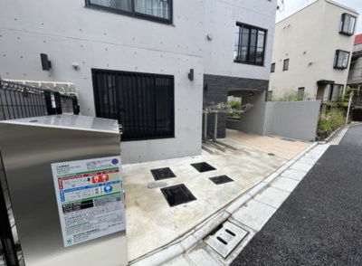 【エントランス】 | SQUARE南千住 | 清潔なエントランスです