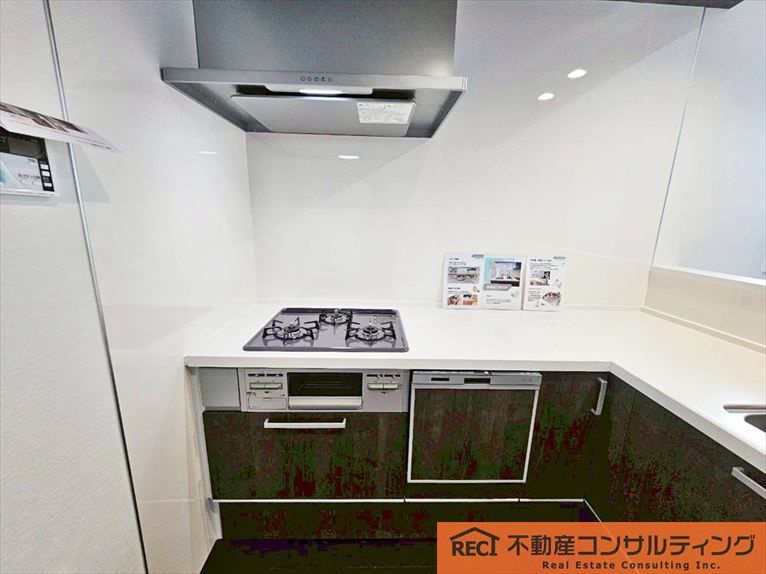 西宮市浜甲子園1丁目　新築戸建　1号棟のキッチン|部屋数豊富な4LDK♪