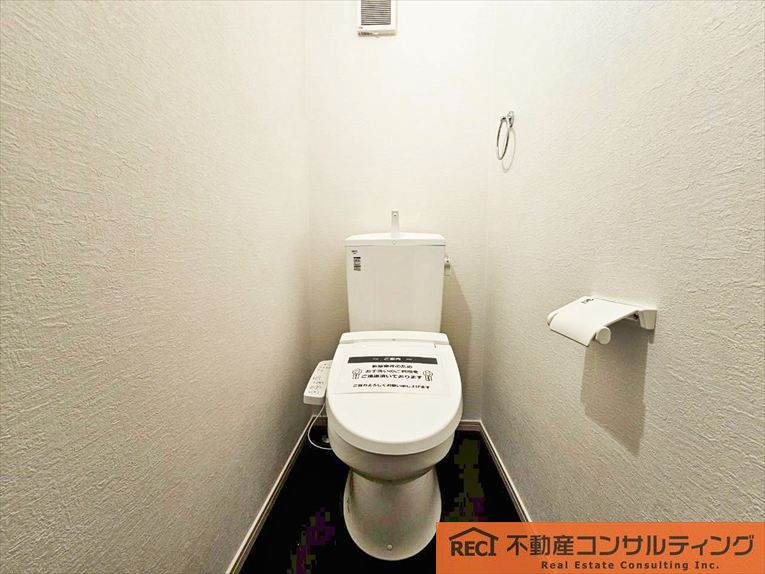 西宮市浜甲子園1丁目　新築戸建　1号棟のトイレ