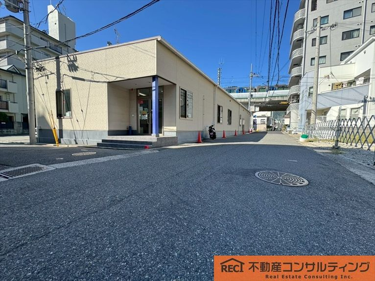 モンラヴィ青木2番館の周辺