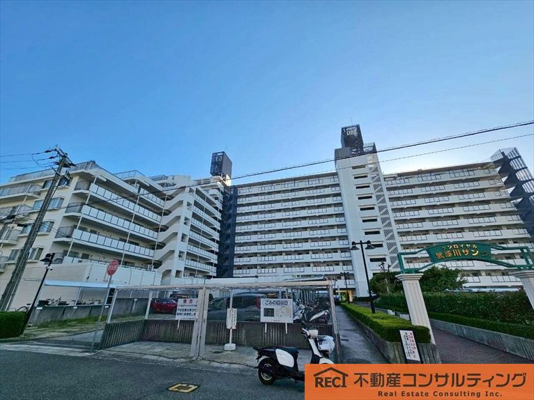 サンロイヤル武庫川サンクの周辺