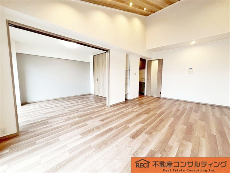 藤和ライブタウン上御影の居間・リビング|阪急御影駅まで徒歩8分！