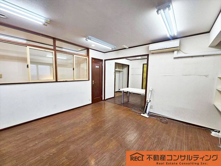 神戸市東灘区岡本4丁目　中古戸建の内装