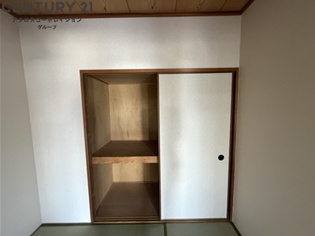 インペリアル花屋敷の収納
