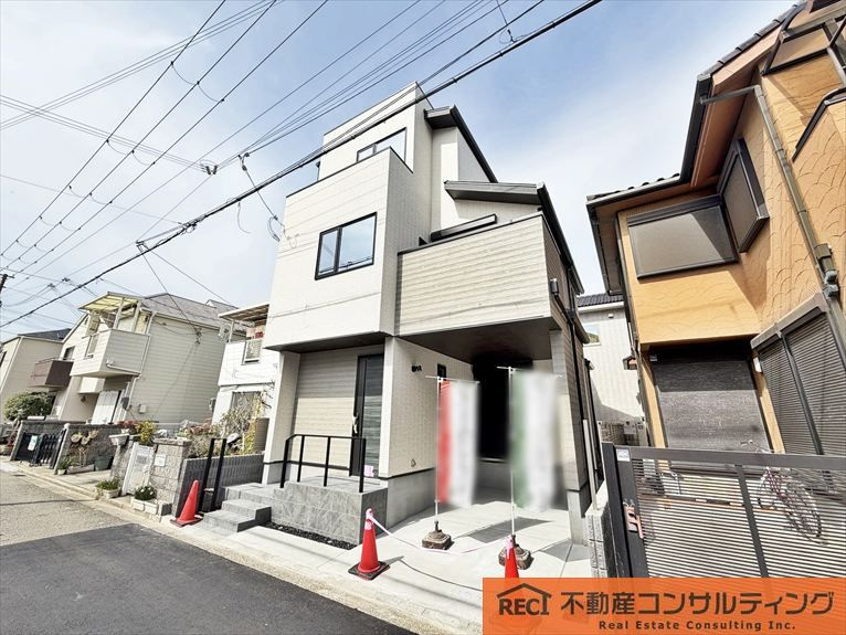 西宮市南甲子園2丁目　新築戸建の外観