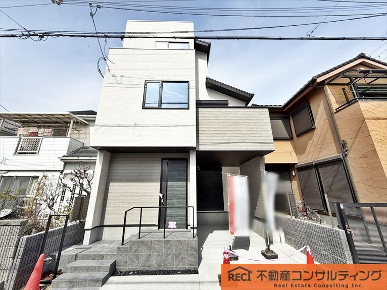 西宮市南甲子園2丁目　新築戸建の外観