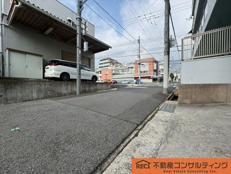 メゾン西灘の周辺
