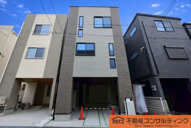 神戸市灘区下河原通4丁目　新築戸建の外観