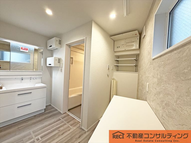 神戸市灘区下河原通4丁目　新築戸建の浴室
