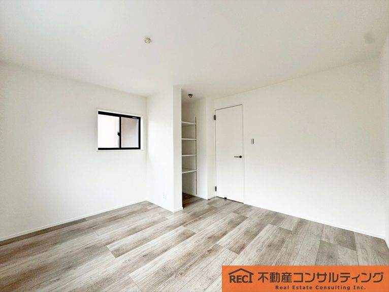 尼崎市武庫の里1丁目　中古戸建の洋室