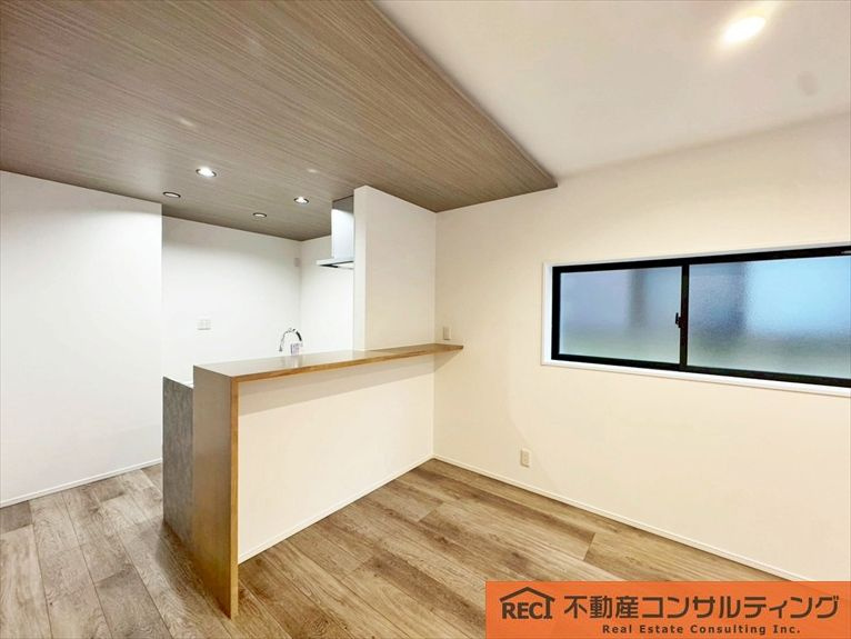 尼崎市武庫の里1丁目　中古戸建の内装|閑静な住宅街です