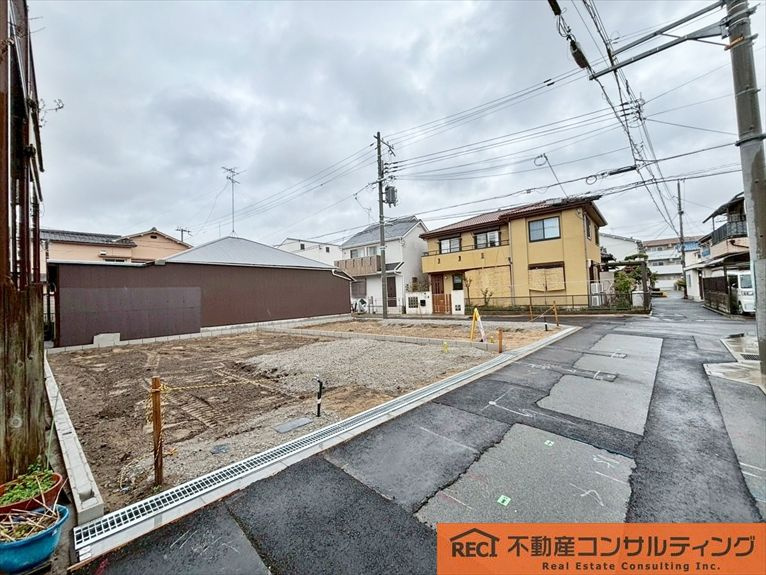 西宮市鳴尾町2丁目　新築戸建　1号棟の周辺|家族みんな安心のリビング階段仕様