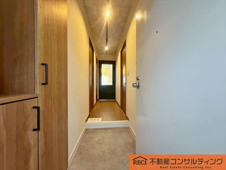 御影プライムハイツの玄関