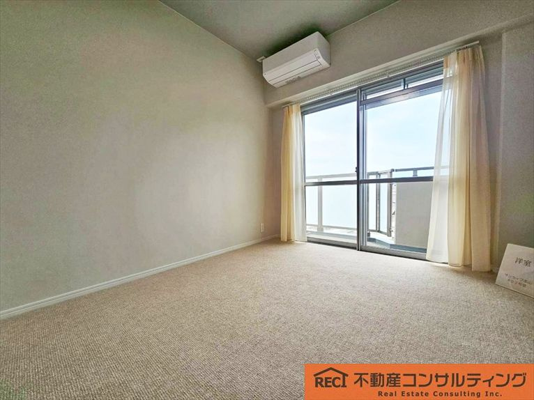 サンライフ本山の洋室