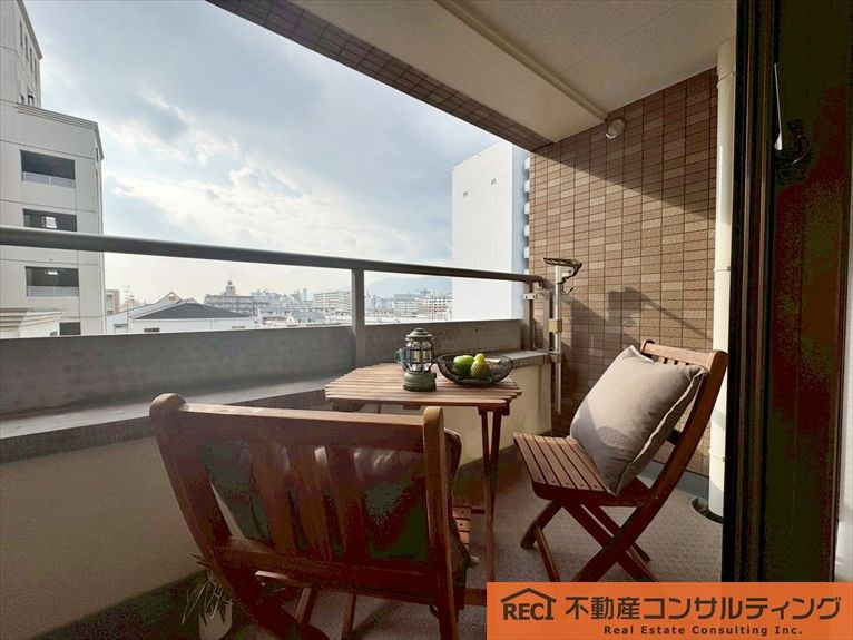 ワコーレリベルタ深江本町のバルコニー