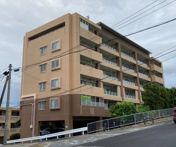 アーバンビュー内間