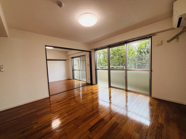 アーバンビュー内間の居間・リビング