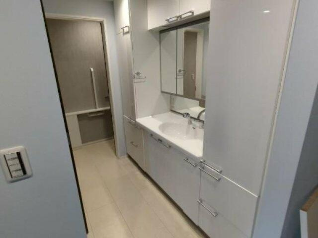 上篠崎戸建の洗面所