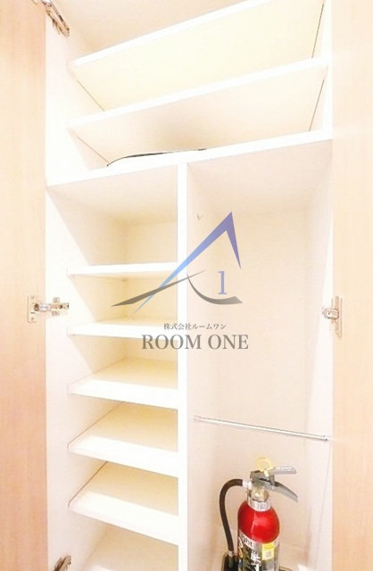 アクロス新宿のその他