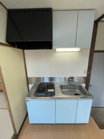 服部荘のキッチン