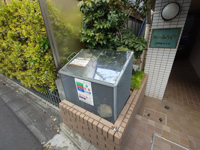 クレールハイツのエントランス