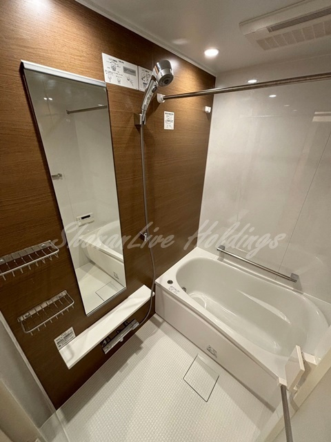 リビオメゾン横濱大通り公園の浴室|清潔感のあるバス♪