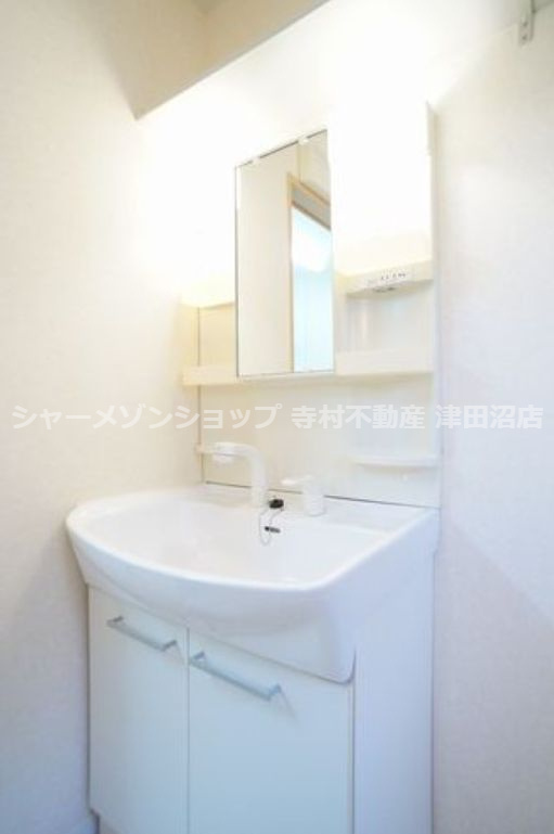 MKKガーデンⅡの独立洗面台