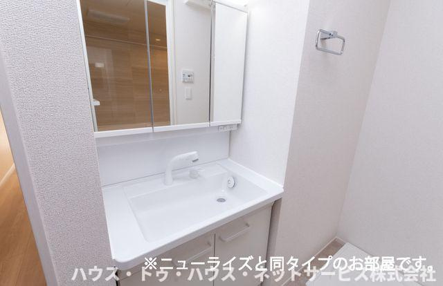 仮）古ケ崎２丁目アパートＡの独立洗面台