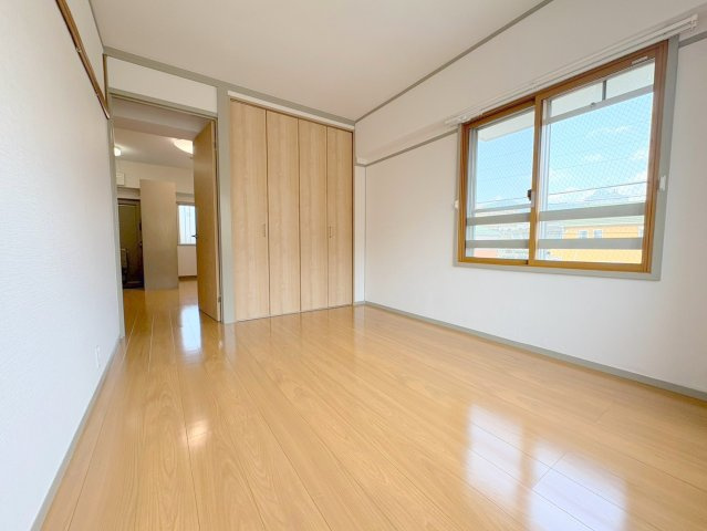 宝旭ハイツの洋室|きれいな洋室です