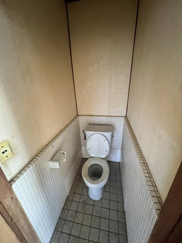 塚本アパートのトイレ