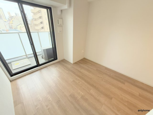 ファーストフィオーレ九条の居間・リビング