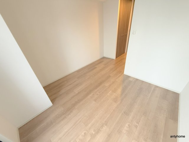 ファーストフィオーレ九条の居間・リビング