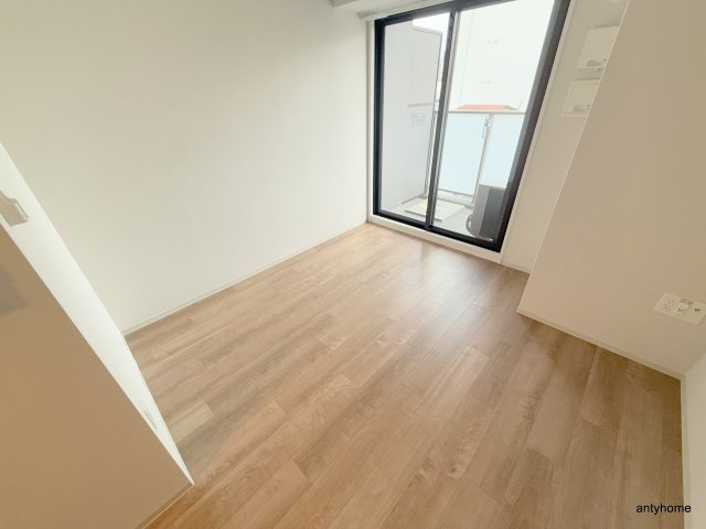 ファーストフィオーレ九条の居間・リビング